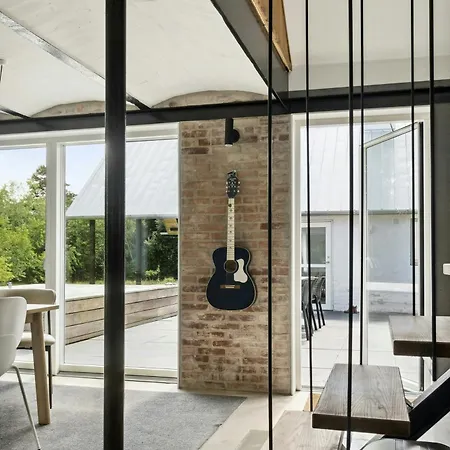 Fjord-close With Beautiful View * Hemmet